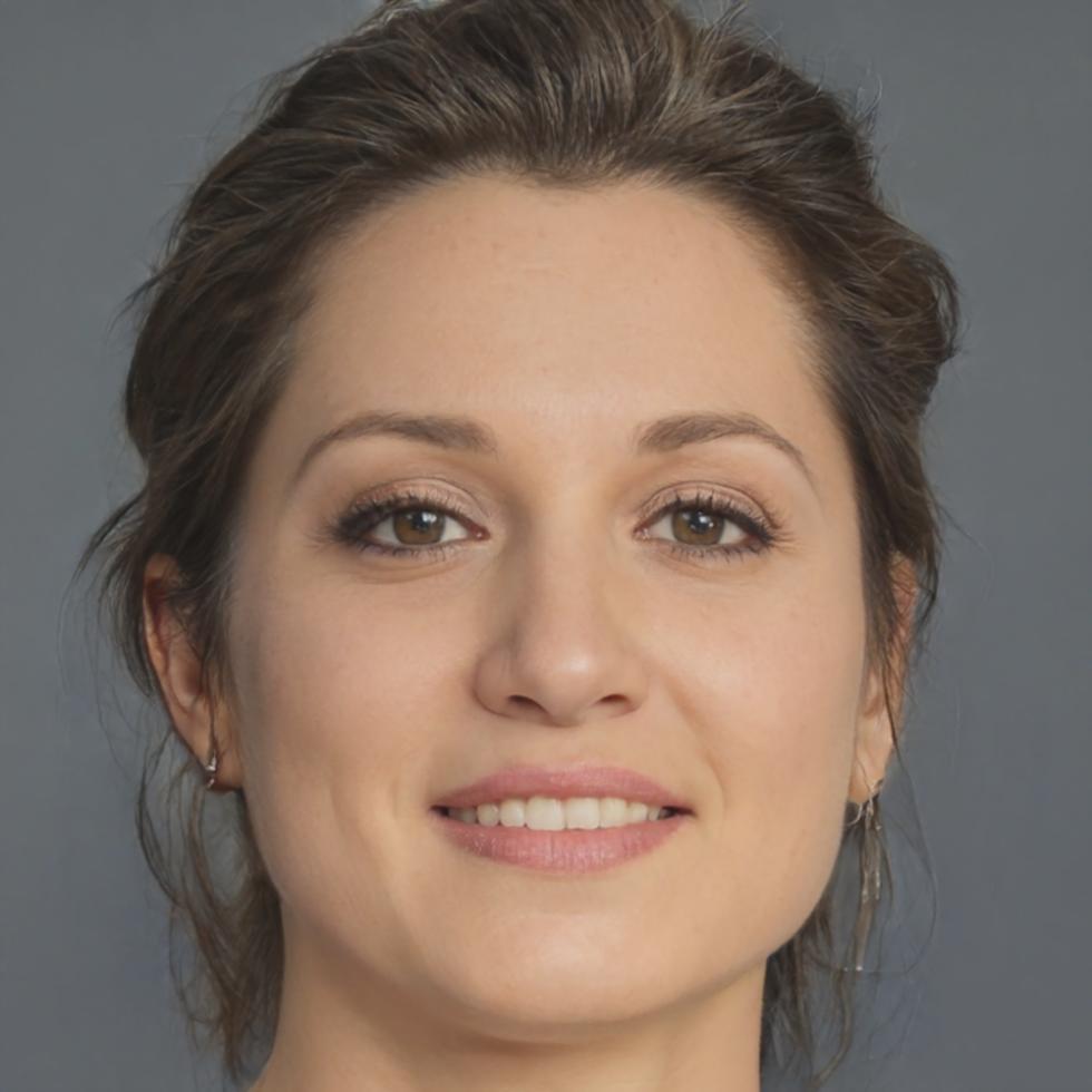 Ingeborg Altenburg, Geschäftsführerin